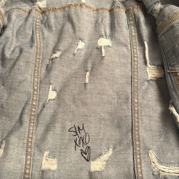 NWT heavily distressed denim jacket w/ Louis Vuitton tan and black scarf print. - Picture 5 of 10